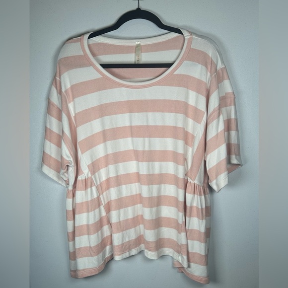 E. C. Striped Pink and White Women's Top w/ Stretch. Size XL. - Picture 1 of 8